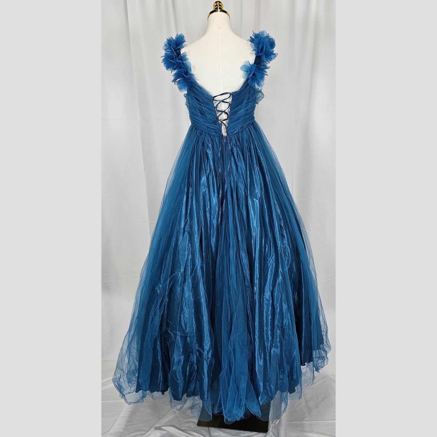 Cinderella Blues: Transformative Tulle Delight