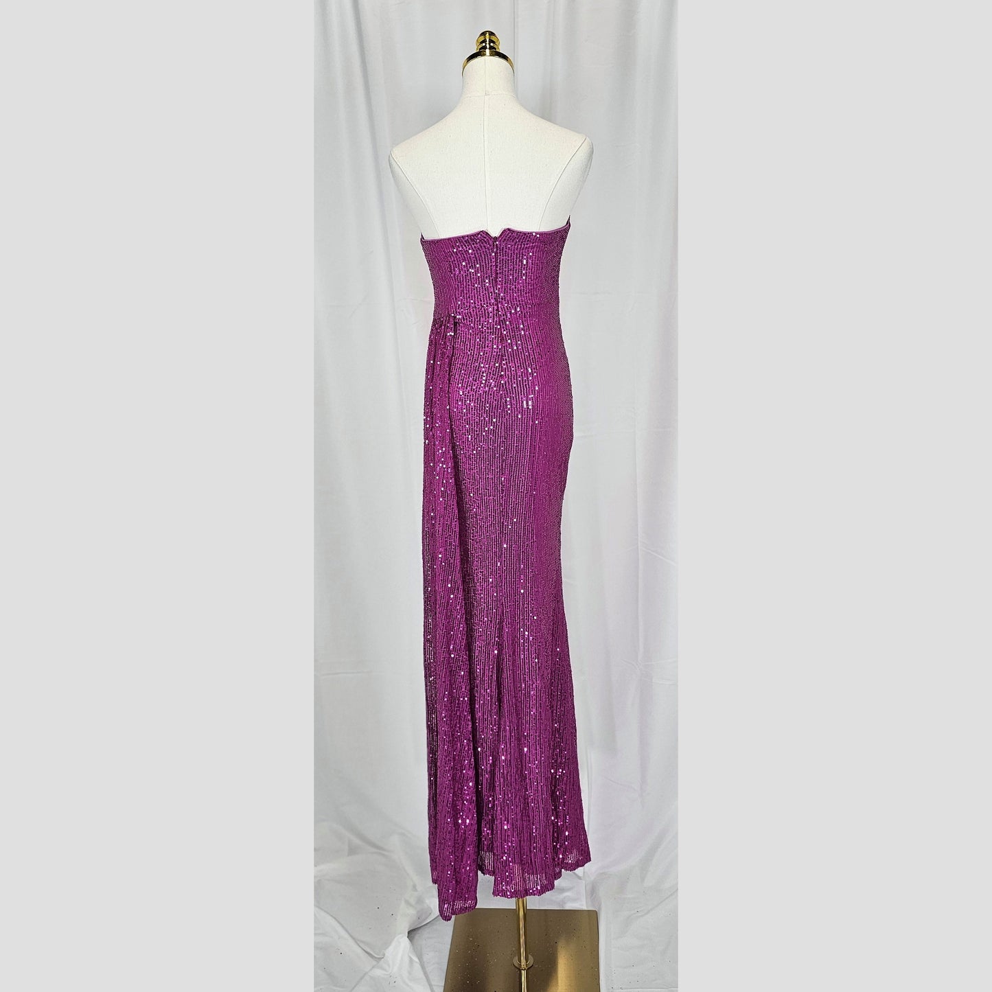 Dazzling Diva Evening Gown - Sparkle Your Way to Stardom!