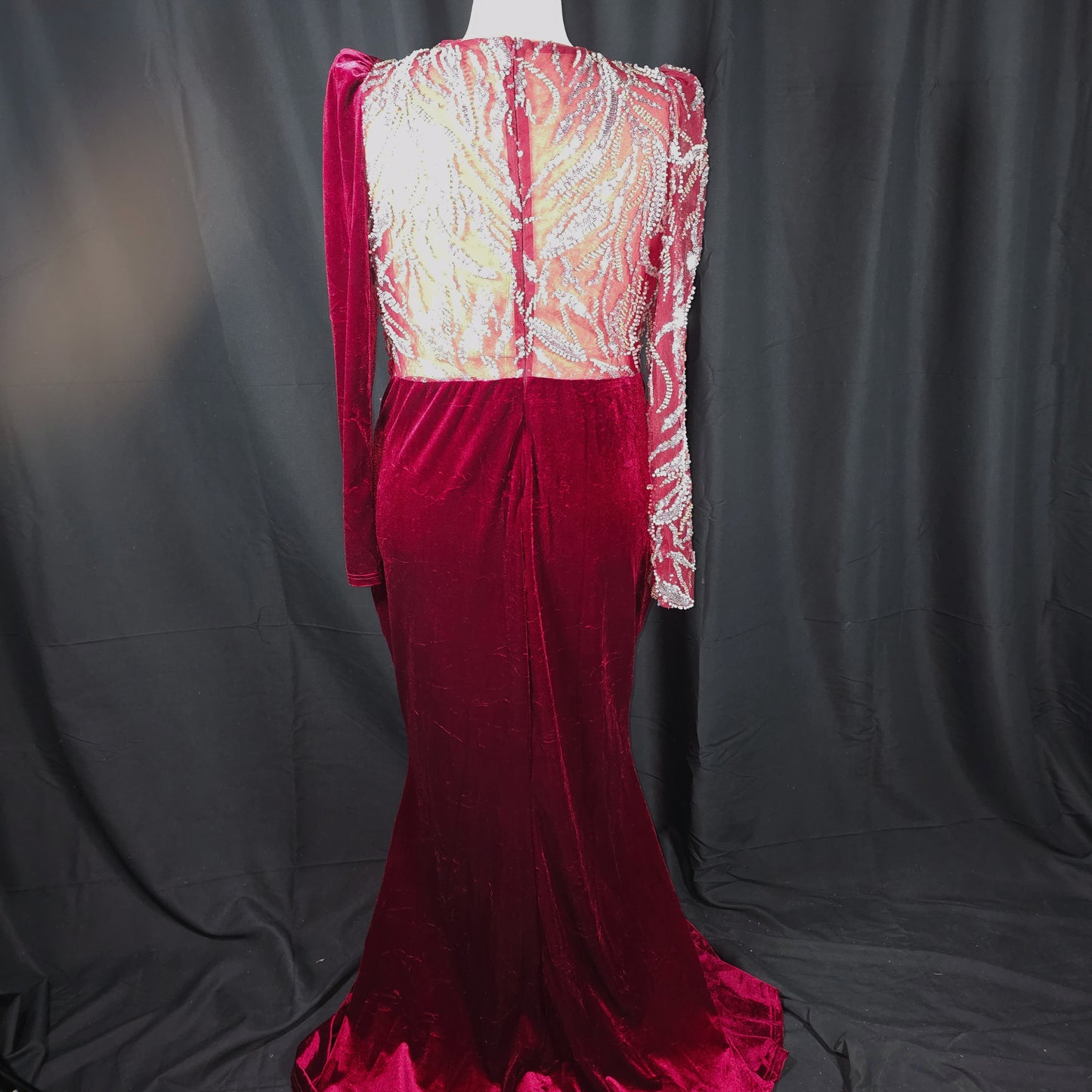Burgundy Glamour: The Showstopper Evening Dress