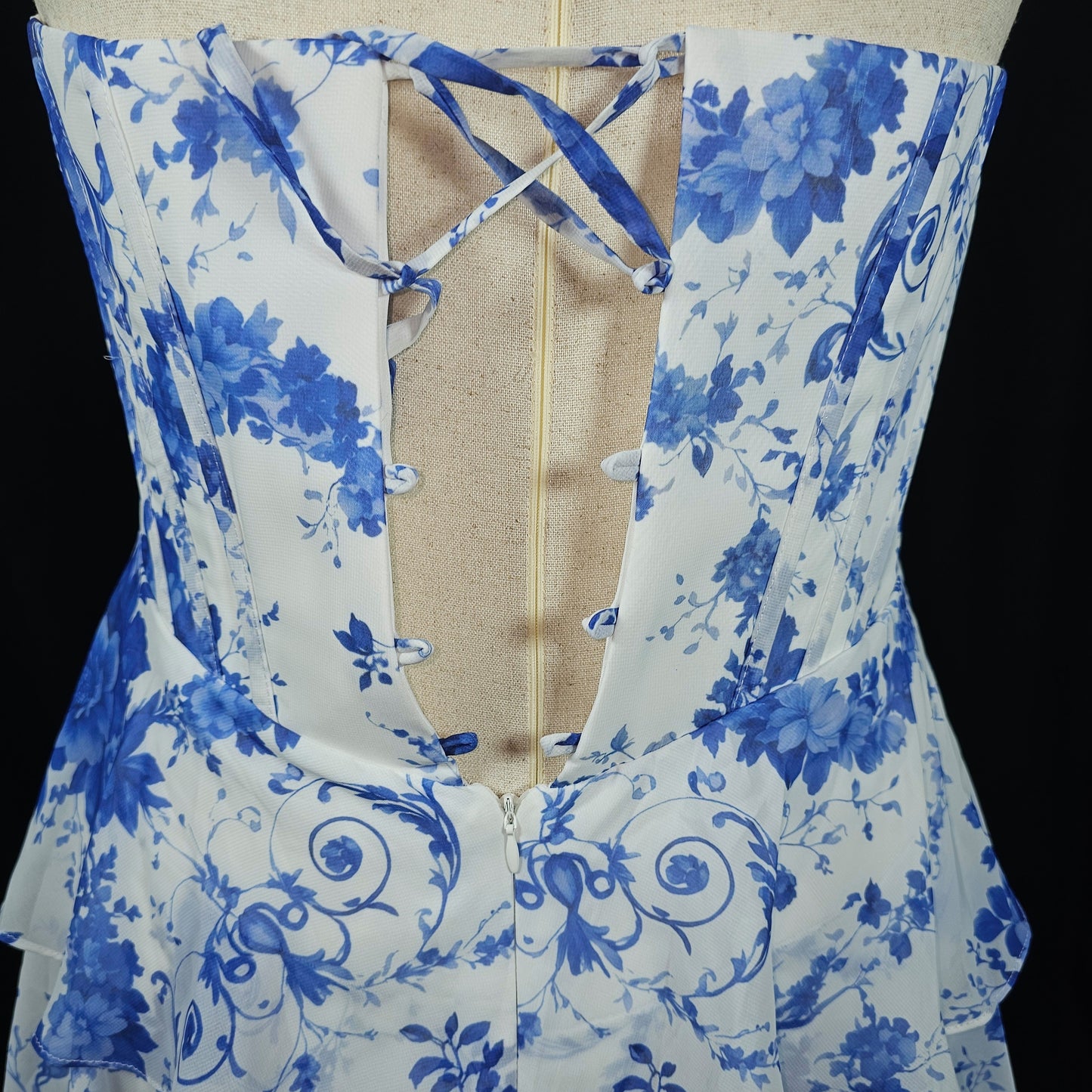 Floral Fantasy: The Dress That Blooms Everywhere You Go!