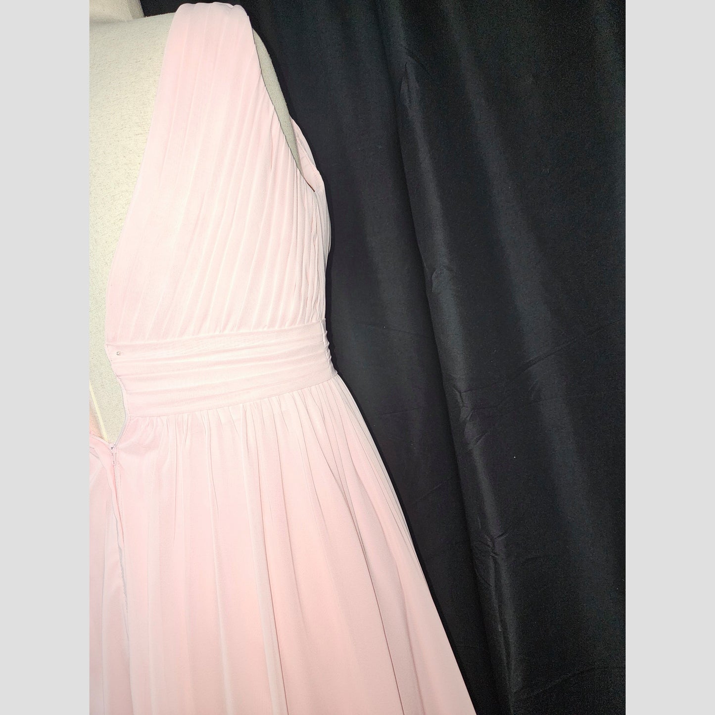 Dreamy Pink Chiffon Gown: Vibrant Allure for Every Occasion
