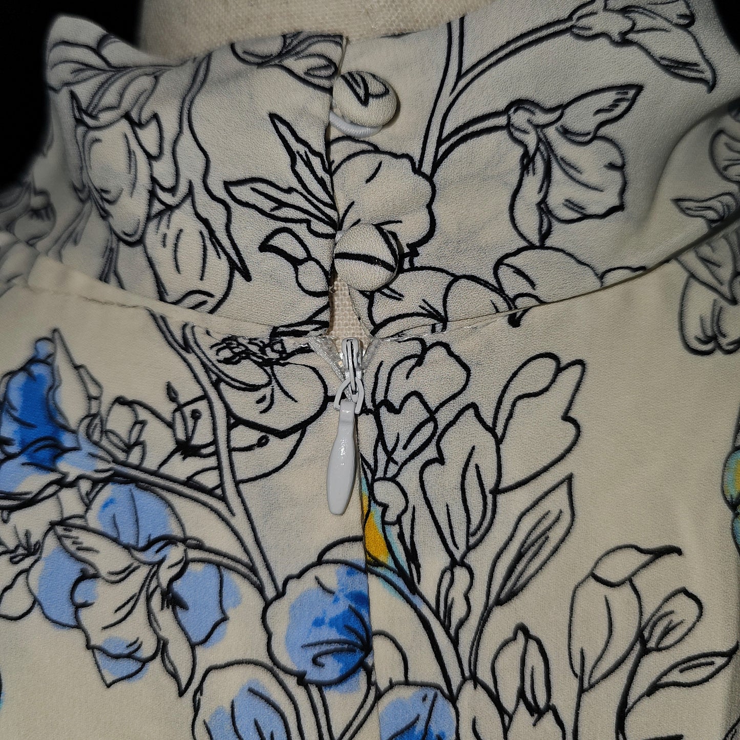 Maggie London Garden Party Delight: Floral Dress with a Twist