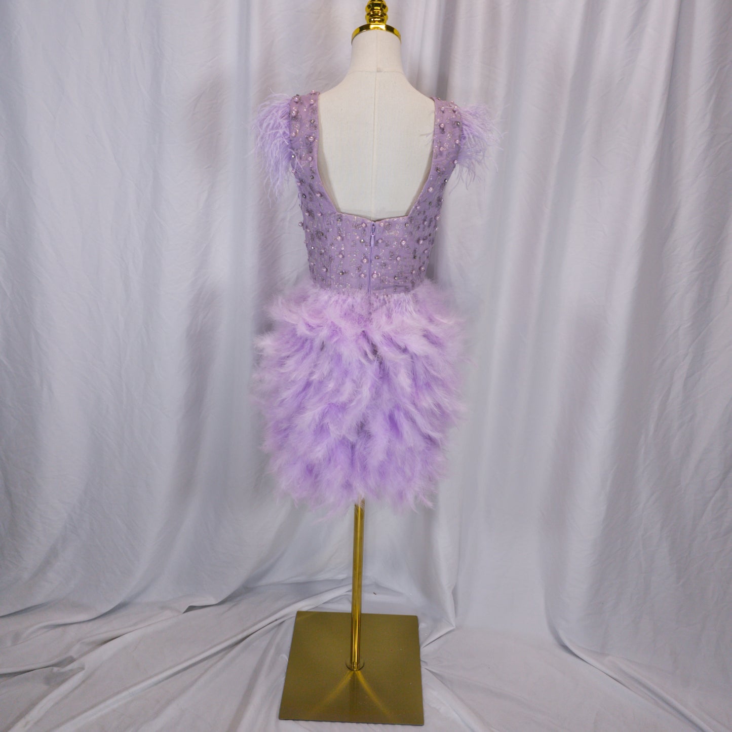 Radiant Lilac Feathered Fantasy Dress for Dazzling Entrances