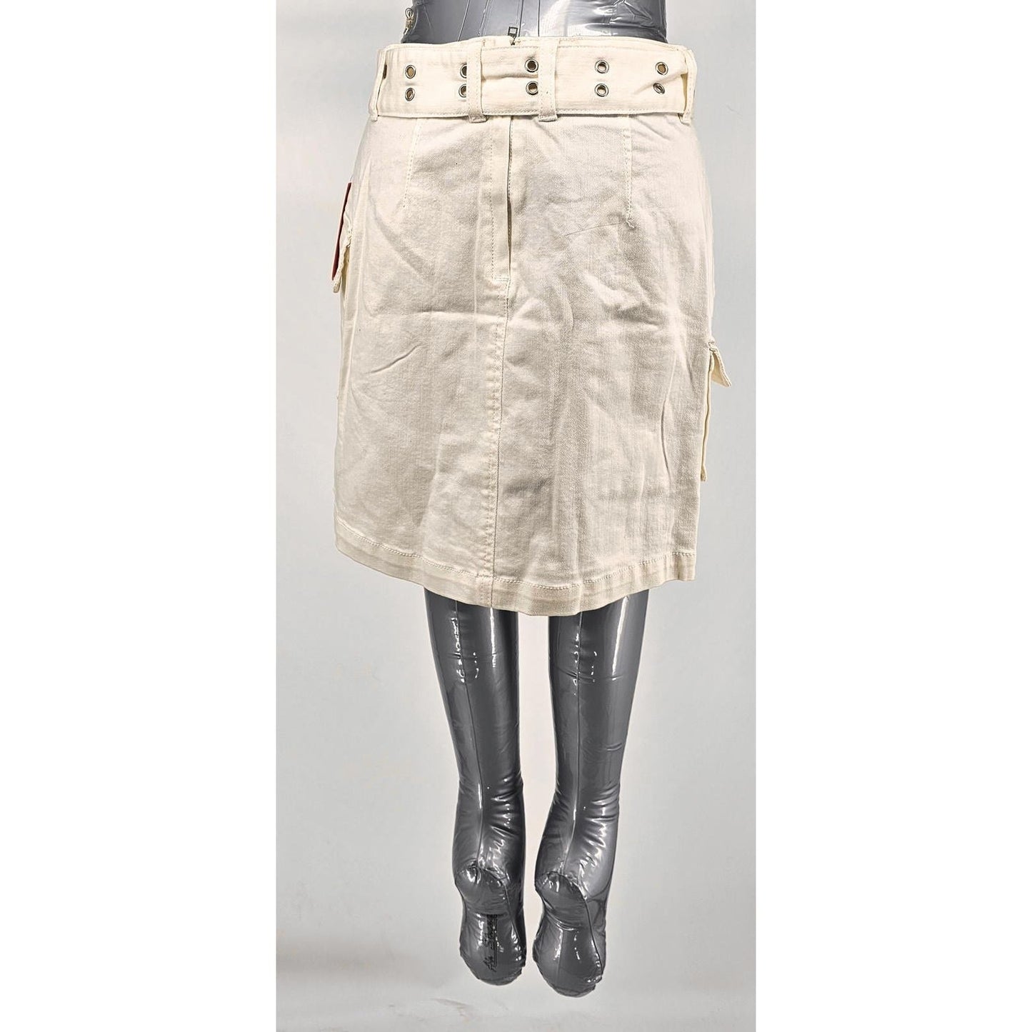 Denim Cargo Skirt w Utility Meets Style!