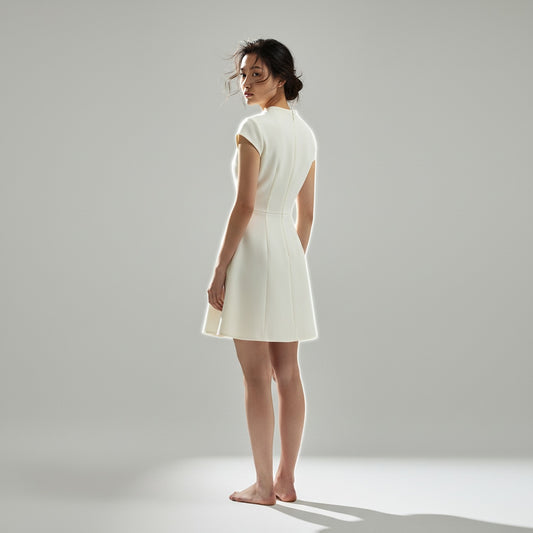Ivory Lines That Flow Like Water