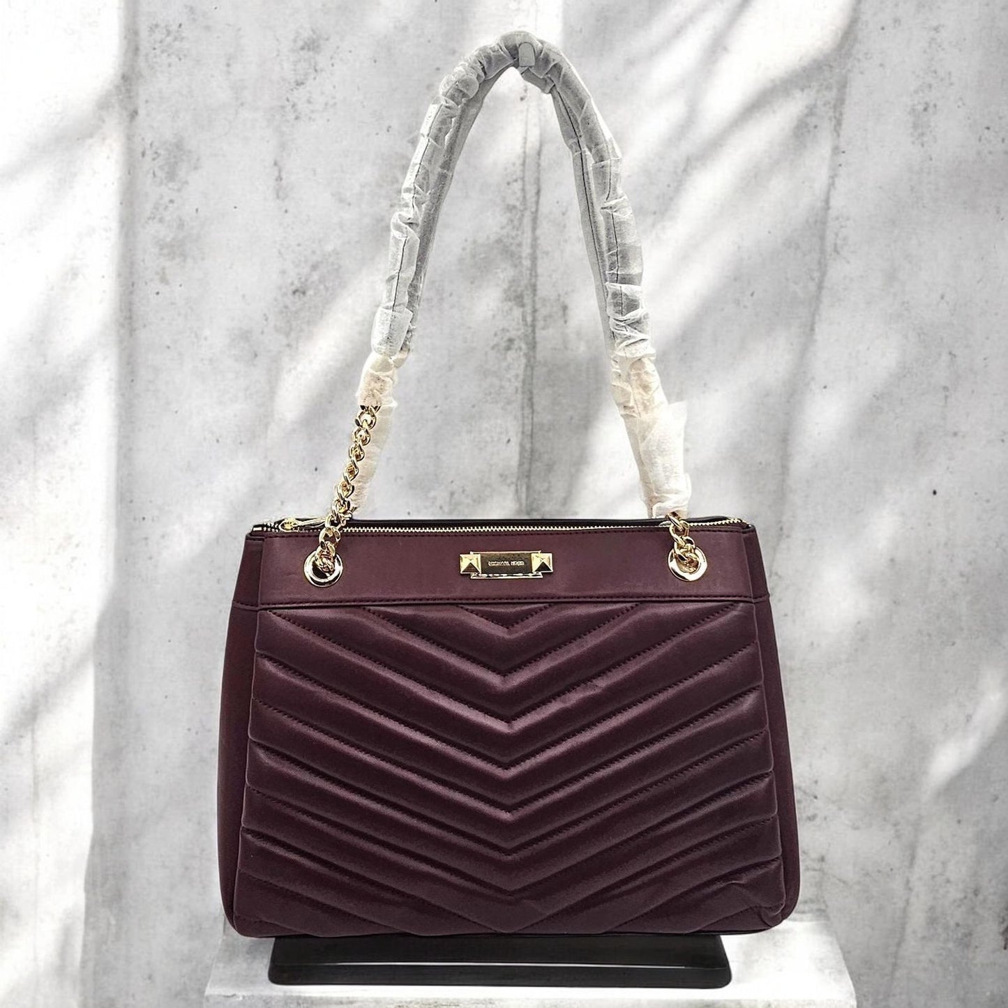 Quilted Shoulder Handbag - Perfection
