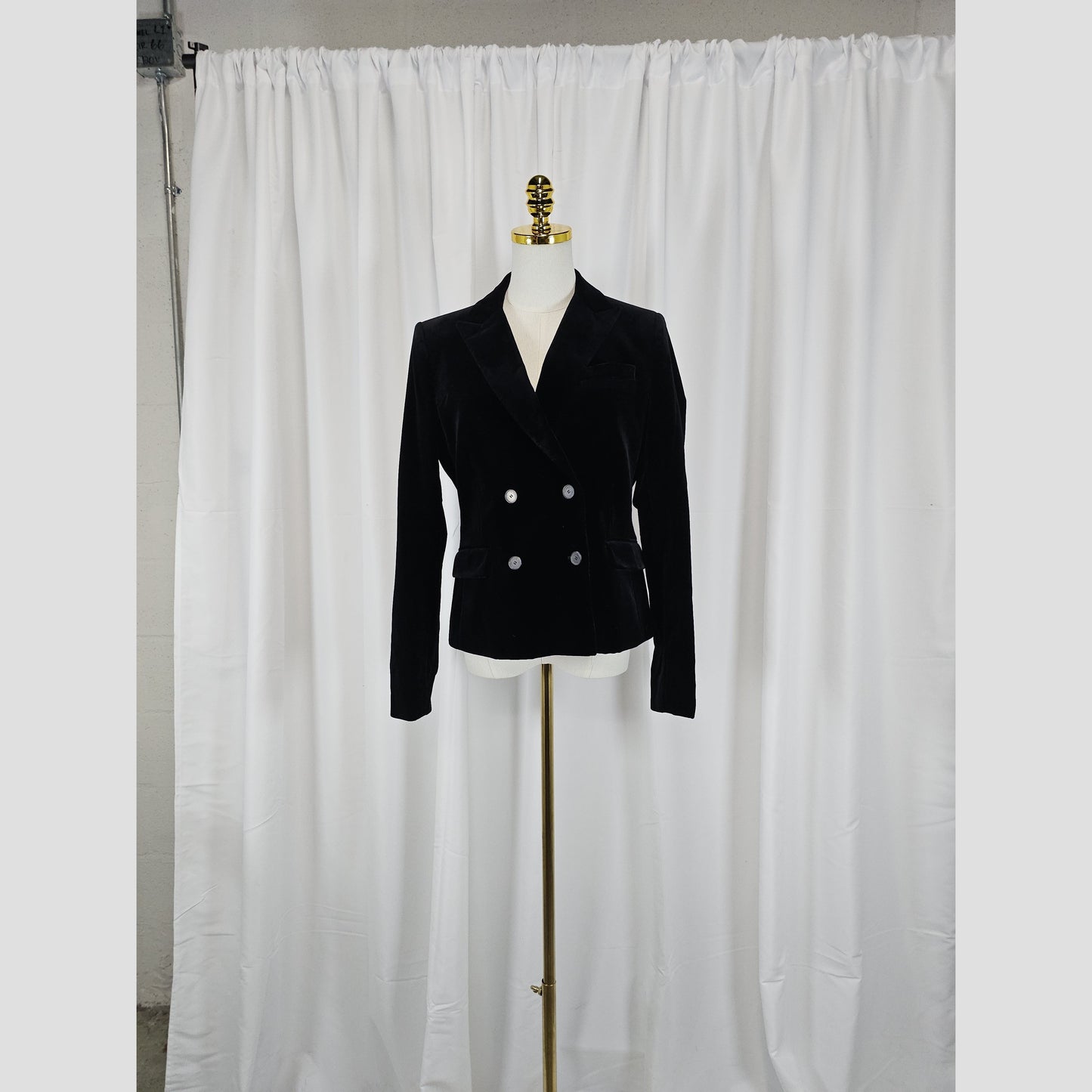Velvet Victory: The Double Button Chic Blazer