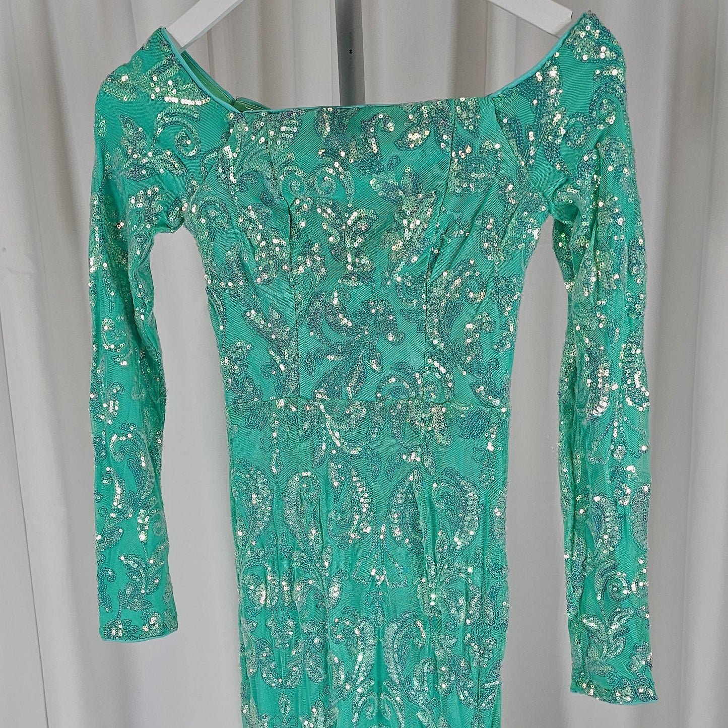 Sparkle & Shine Mermaid Gown: Dazzle in Every Moment!