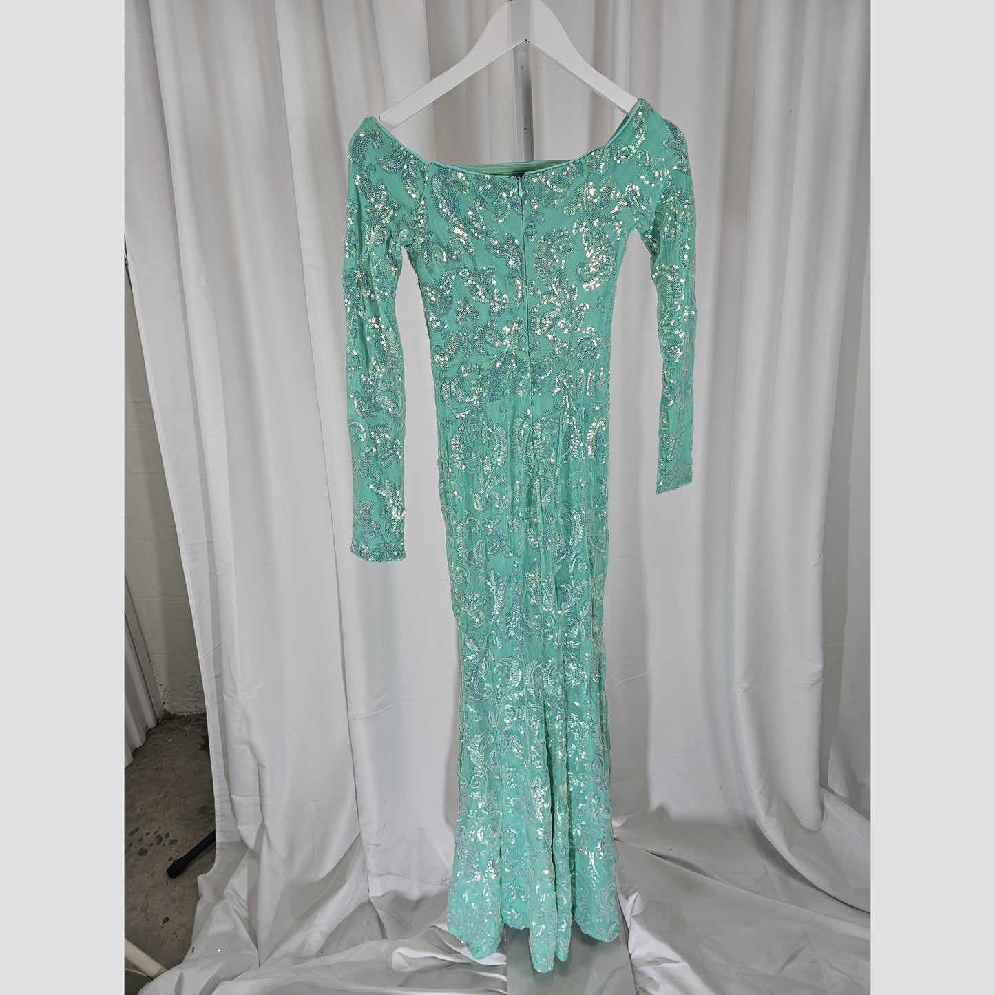 Sparkle & Shine Mermaid Gown: Dazzle in Every Moment!