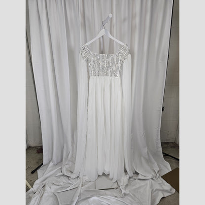 Enchanted Elegance: The Dreamy Maxi Dress