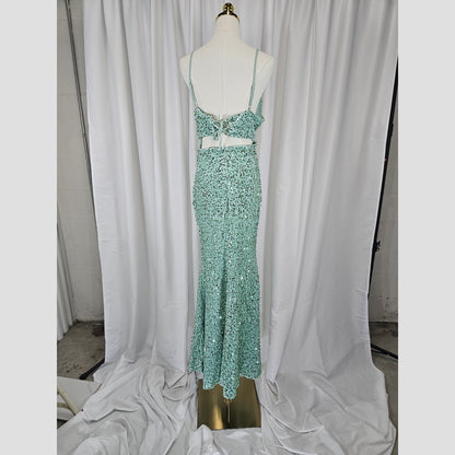 Aqua Shimmer Mermaid Gown: Dazzle & Dance the Night Away