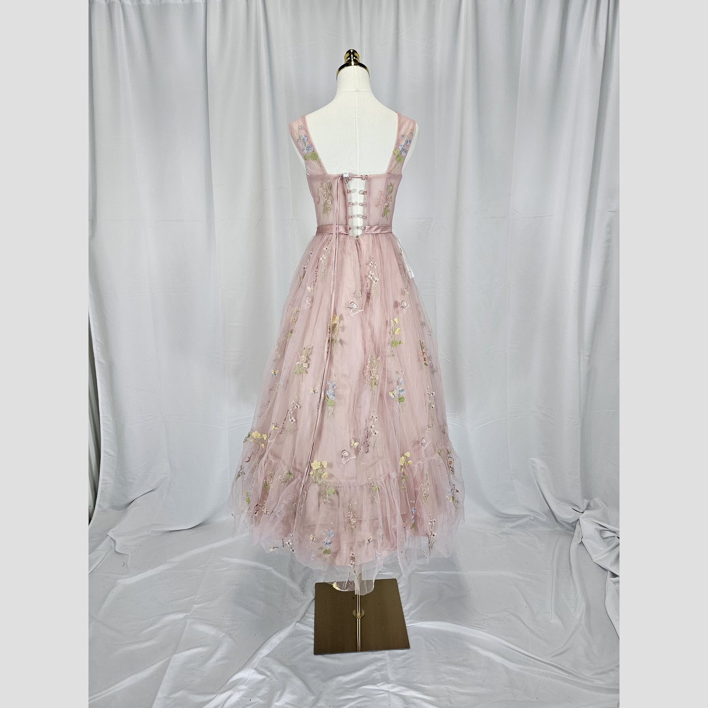 Petal Perfection: The Dreamy Floral Tulle Dress