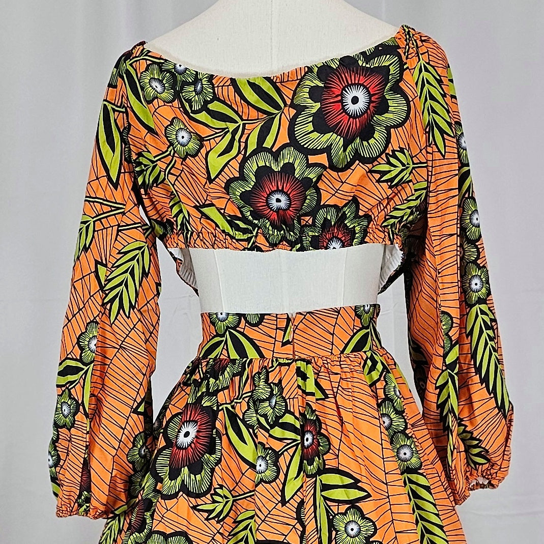 Tropical Delight: The Bold Floral Maxi Skirt