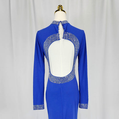 Royal Blue Glam: The Majestic Long Sleeve Beauty