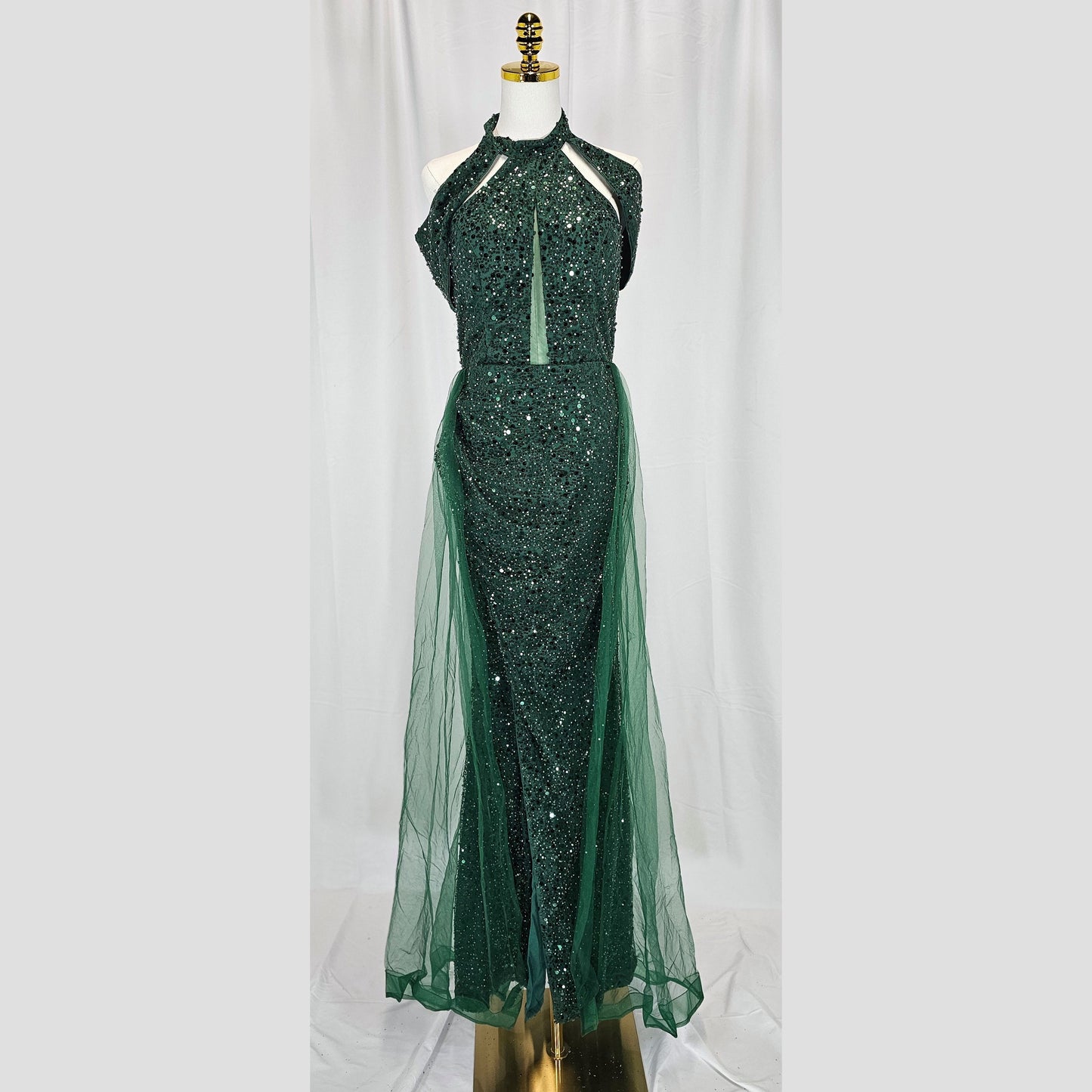 Envy-Inducing Emerald Sparkle Gown