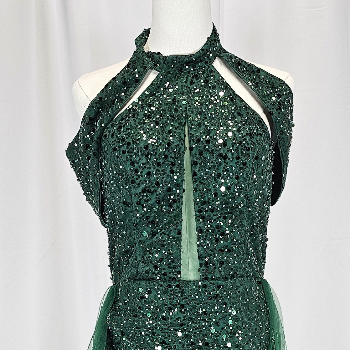 Envy-Inducing Emerald Sparkle Gown