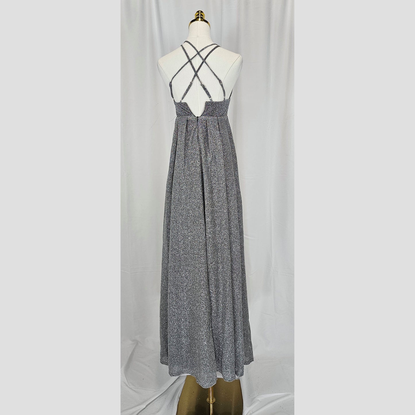 Glamorous Twilight Maxi Dress: Dazzle in Every Twirl