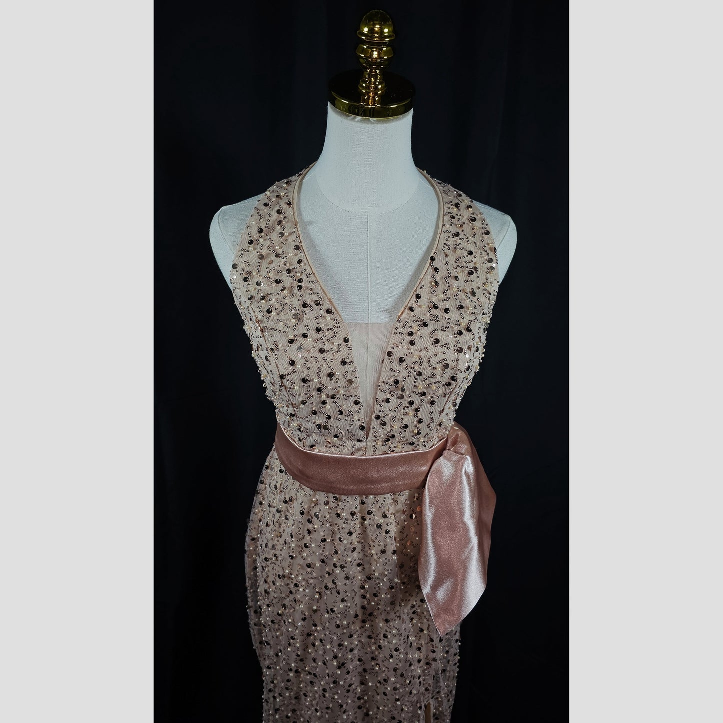 Glamorous Goddess Evening Gown: The Sparkle Edition