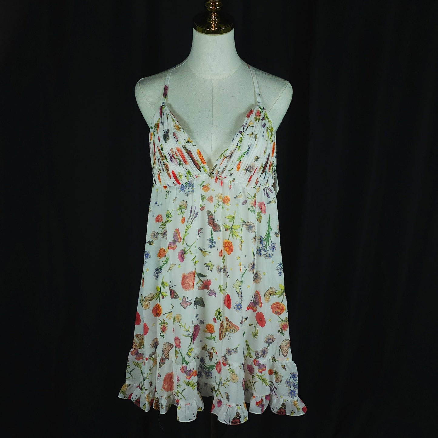 Floral Fantasy: The Dress That Blooms with You