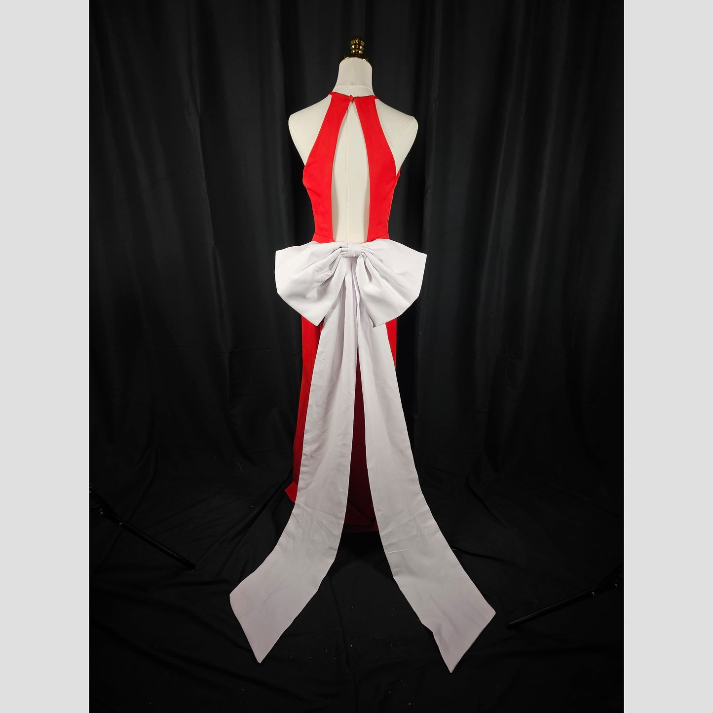Crimson Couture: The Show-Stopping Siren Gown