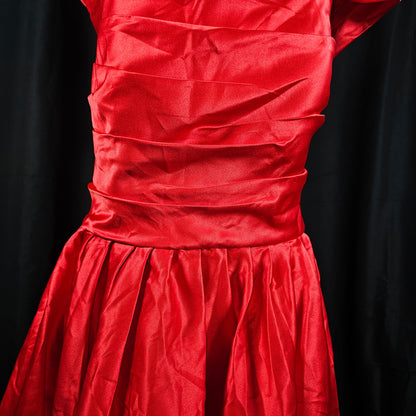 Sizzling Siren Satin Dress: Turn Heads and Hearts!