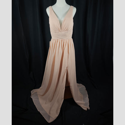 Blushing Belle Maxi Dress: Elegance with a Twist