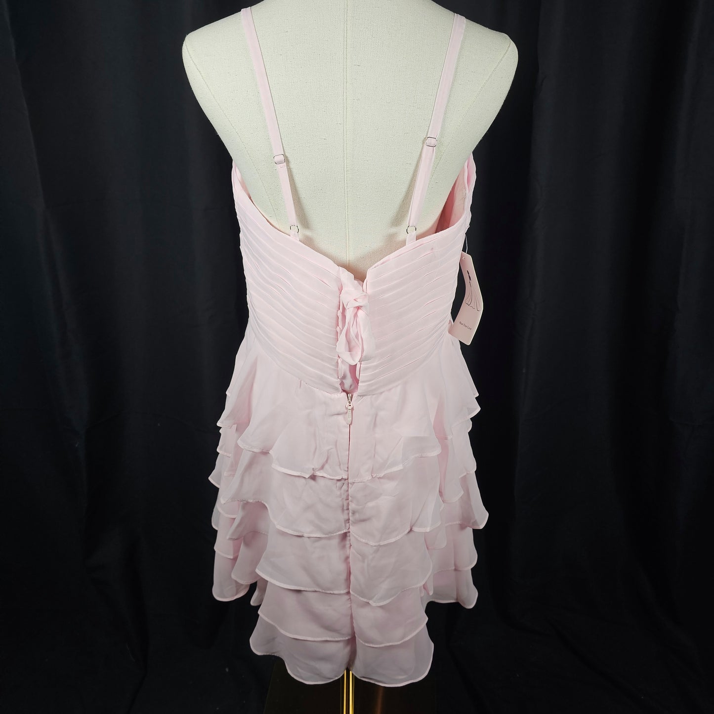 Sweetheart Ruffle Mini Dress: Flirty & Fabulous