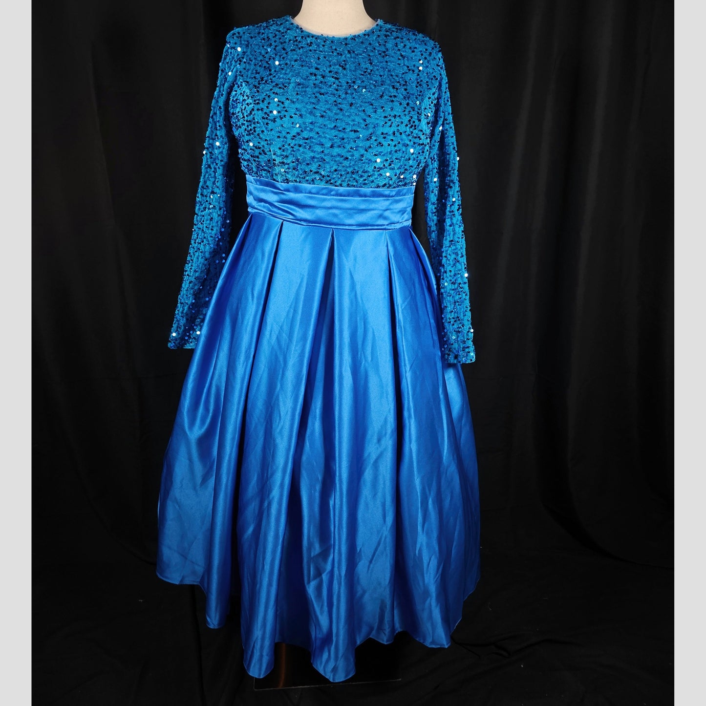 Sparkle & Shine: The Blue Diva Evening Dress