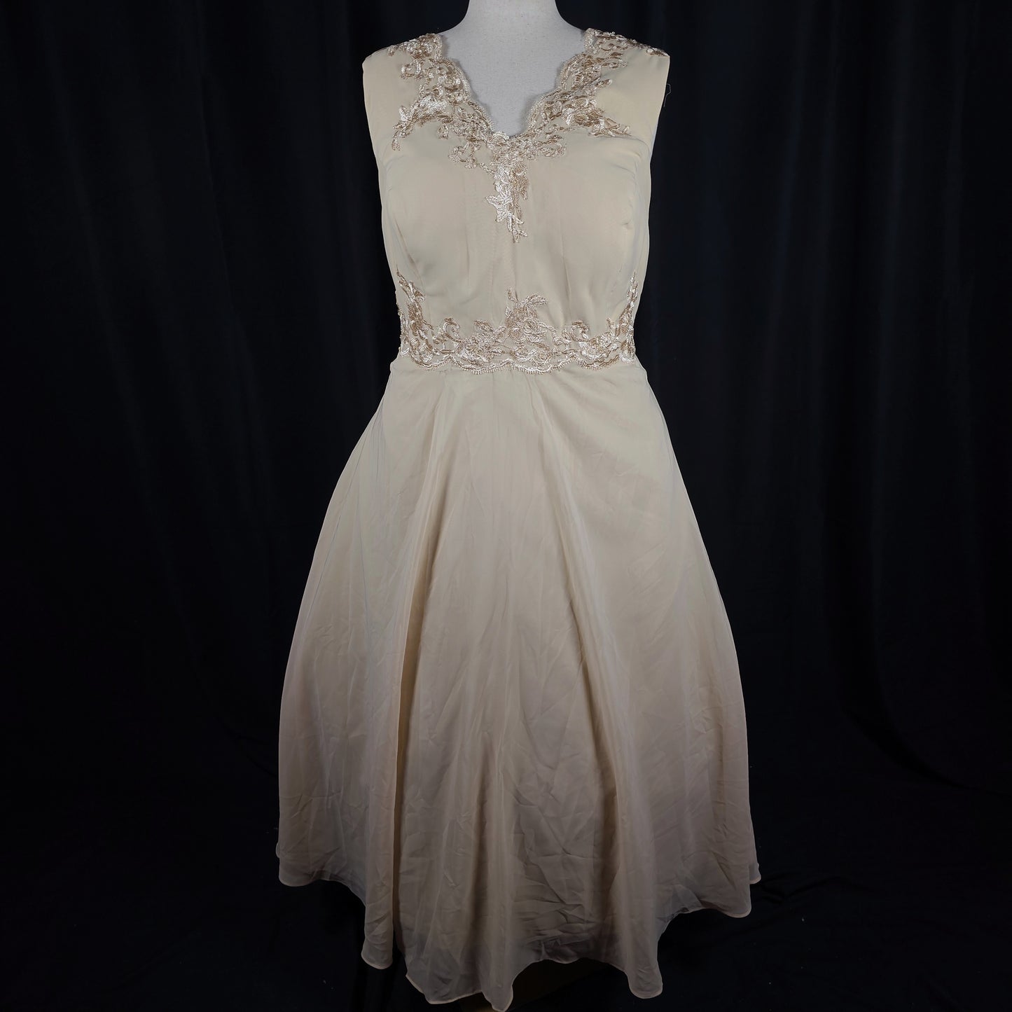 Chic Simplicity: The Enchanted Evening Dress