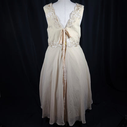 Chic Simplicity: The Enchanted Evening Dress