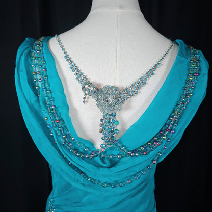 Teal Temptation: The Dress That Turns Heads & Hearts