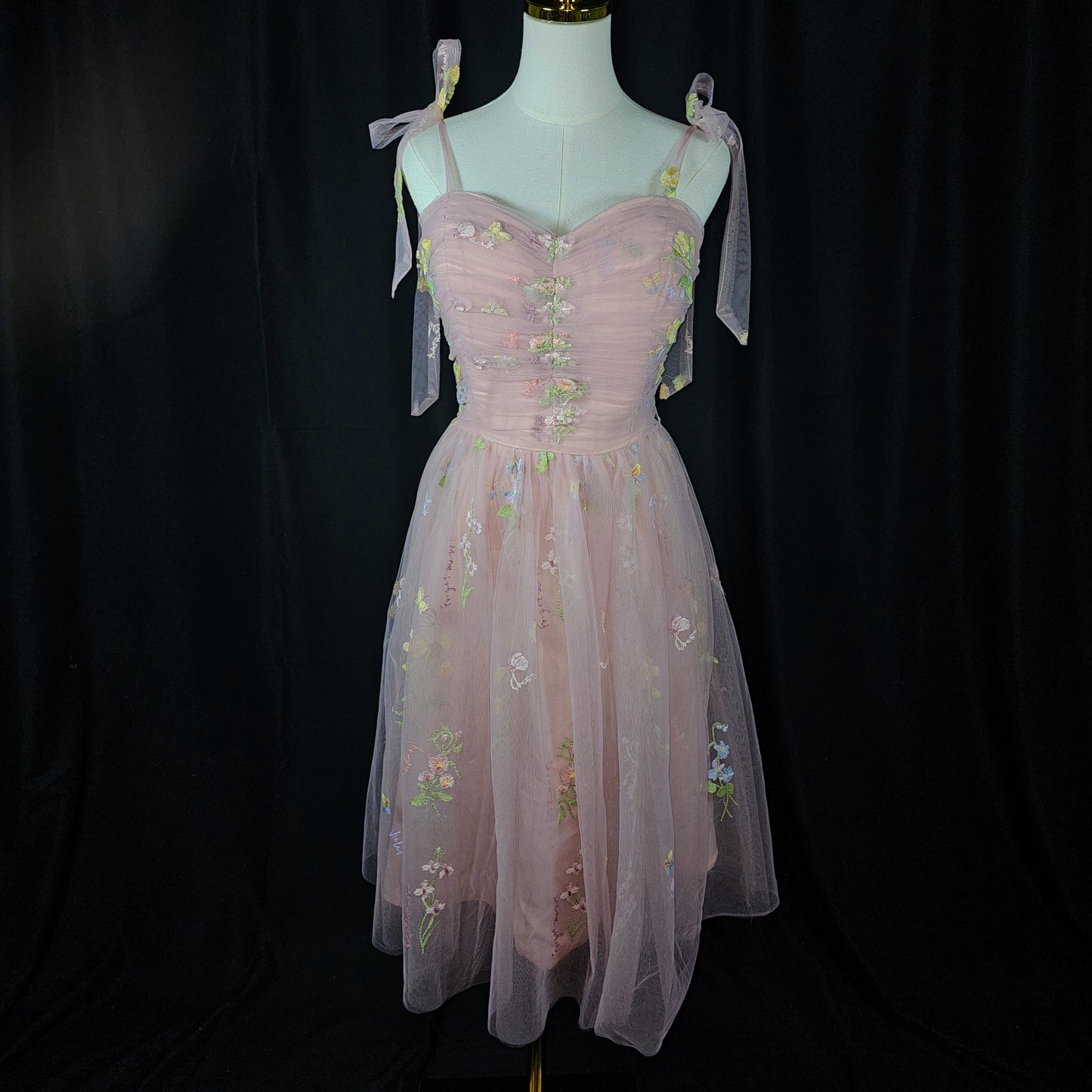 Blossom Breeze Dress: Floaty Floral Fun Awaits!