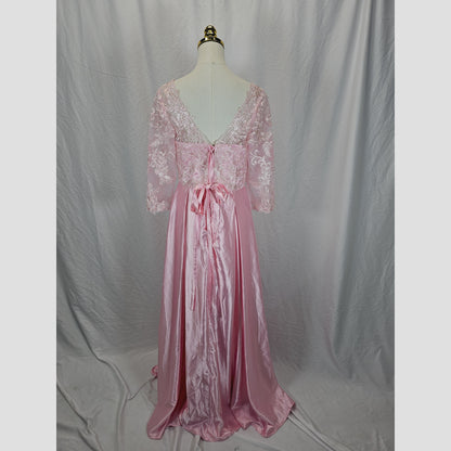 Elegant Pink Lace Long-Sleeve Gown for Special Occasions