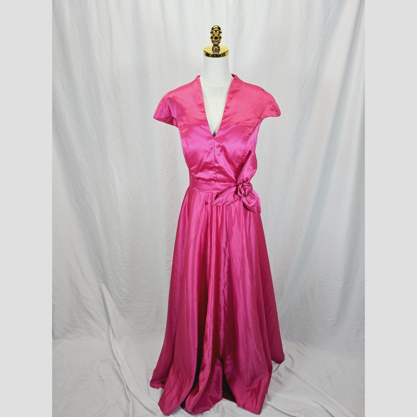 Elegant Pink Satin Evening Gown with Belted Waist