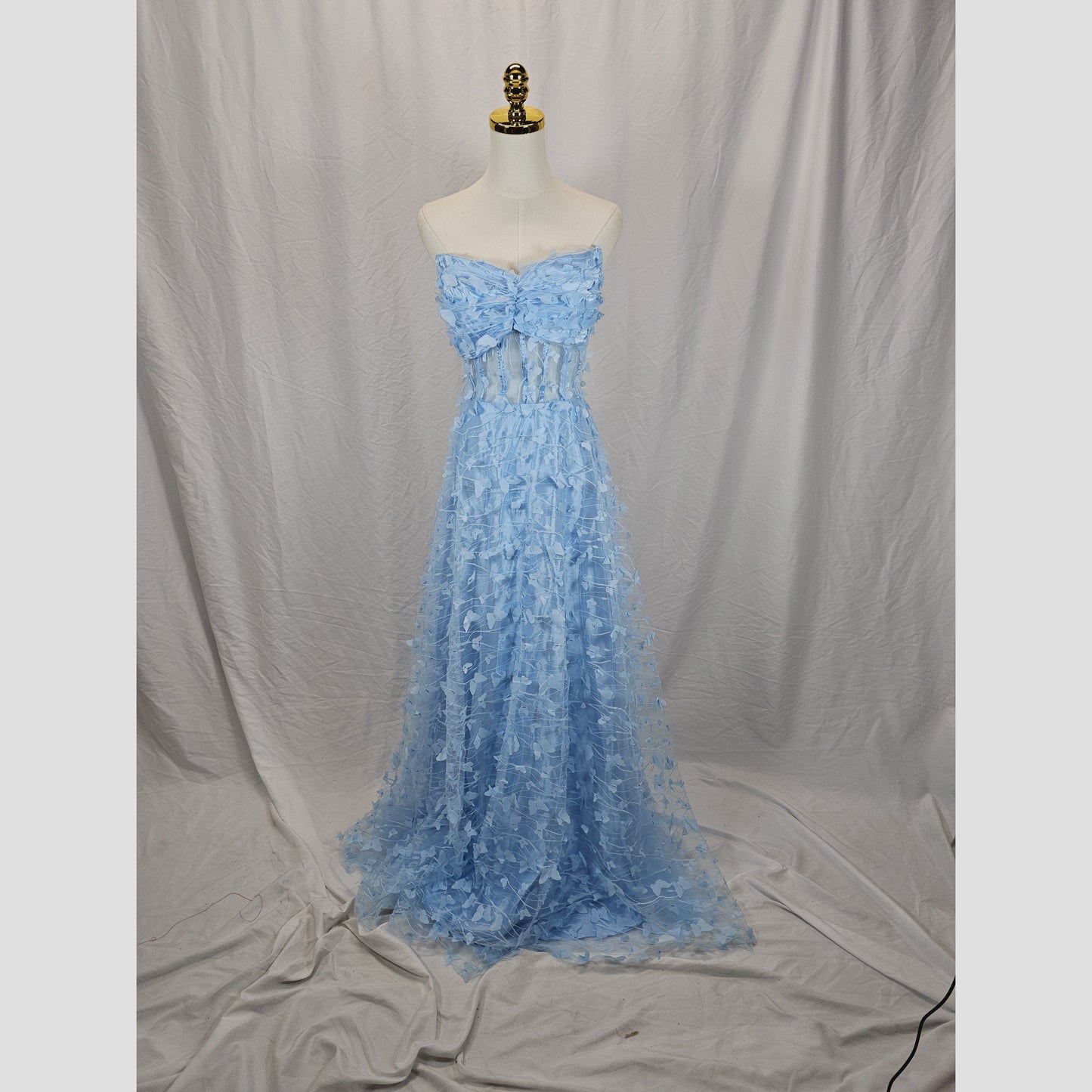 Elegant Blue Butterfly Lace Gown for Special Occasions