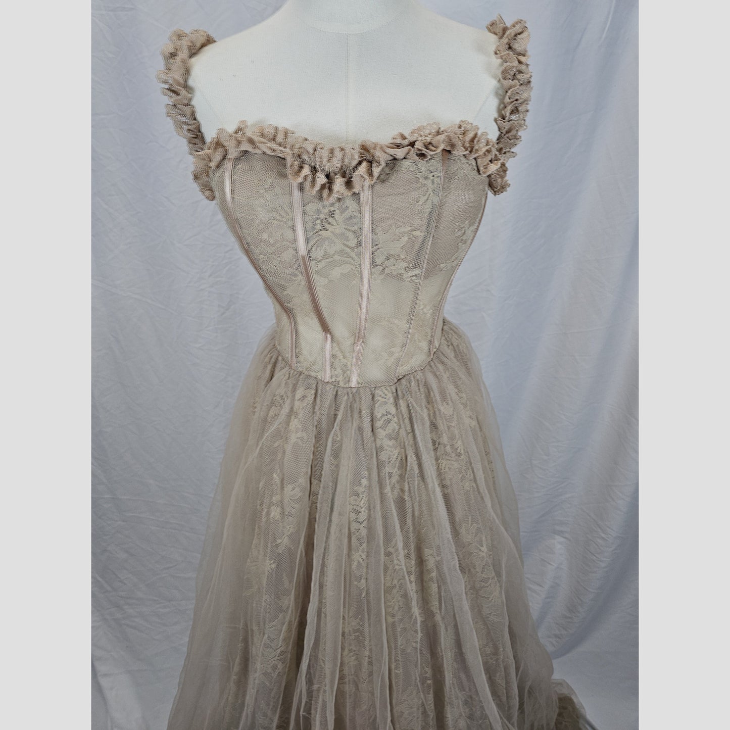 Elegant Lace Maxi Dress with Ruffled Sleeves – Perfect for Weddings
