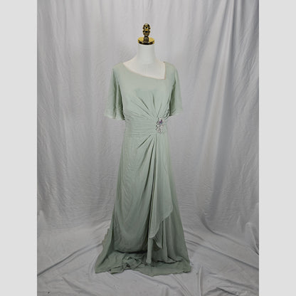 Elegant Mint Green Evening Dress with Flowing Sleeves & Embellishment
