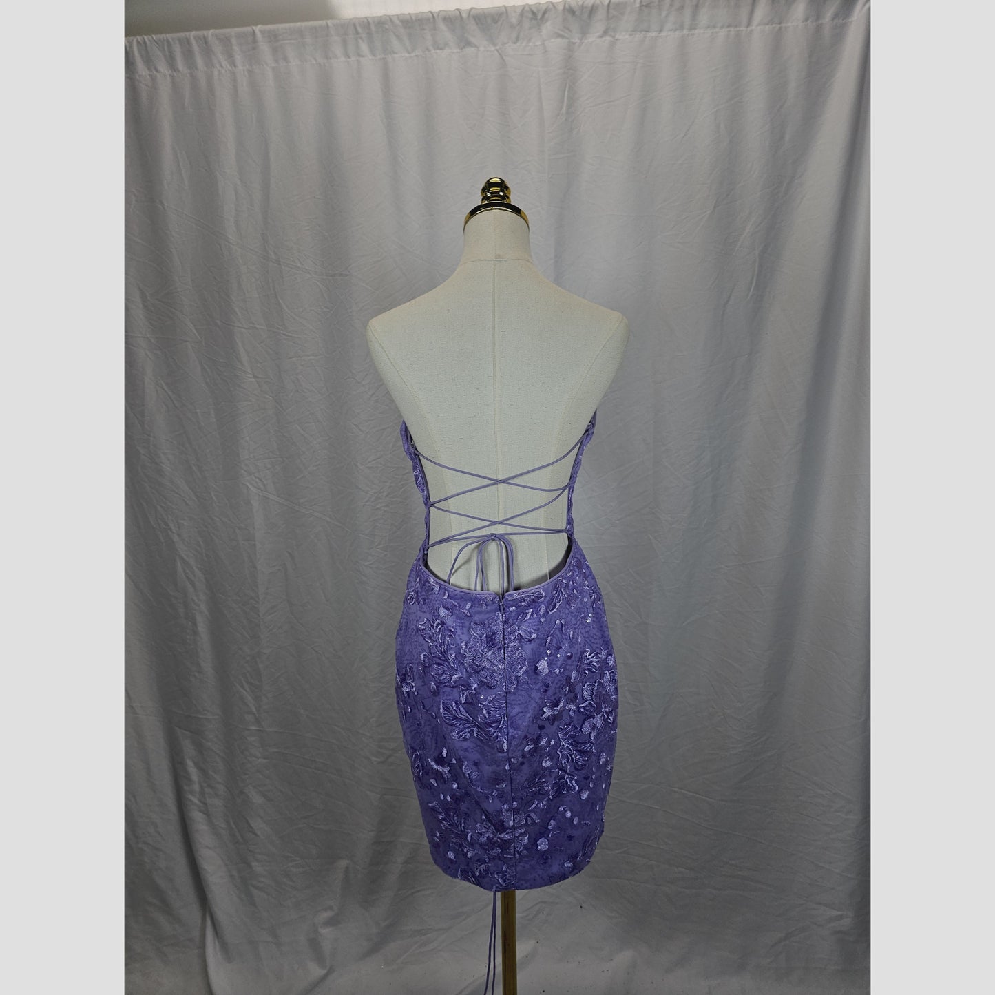 Elegant Lavender Lace Dress for Parties & Date Nights