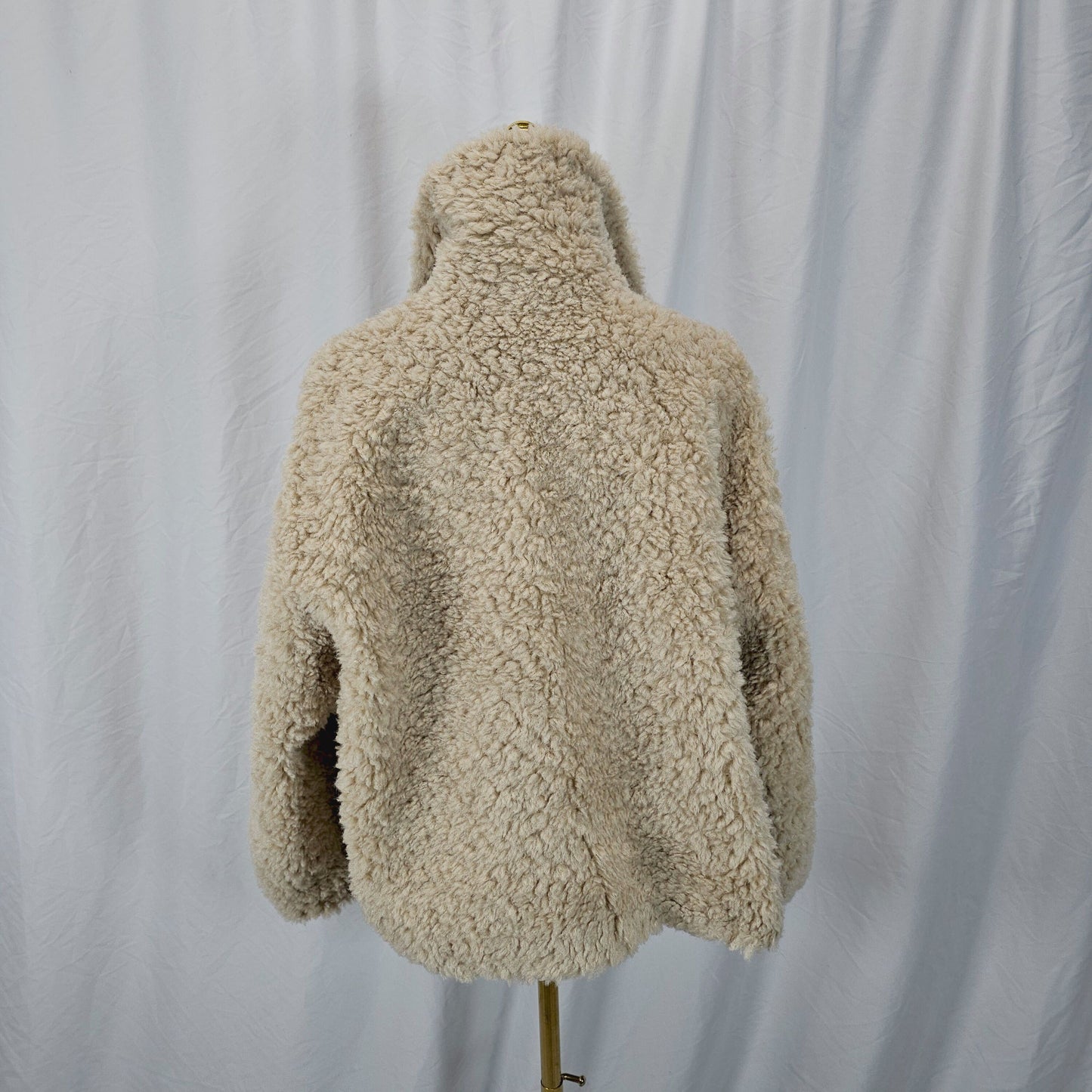 Bold Tan Reversible Shearling Jacket: Fierce Winter Warmth