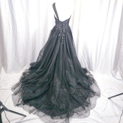 Midnight Black One-Shoulder Gown for Gala Nights