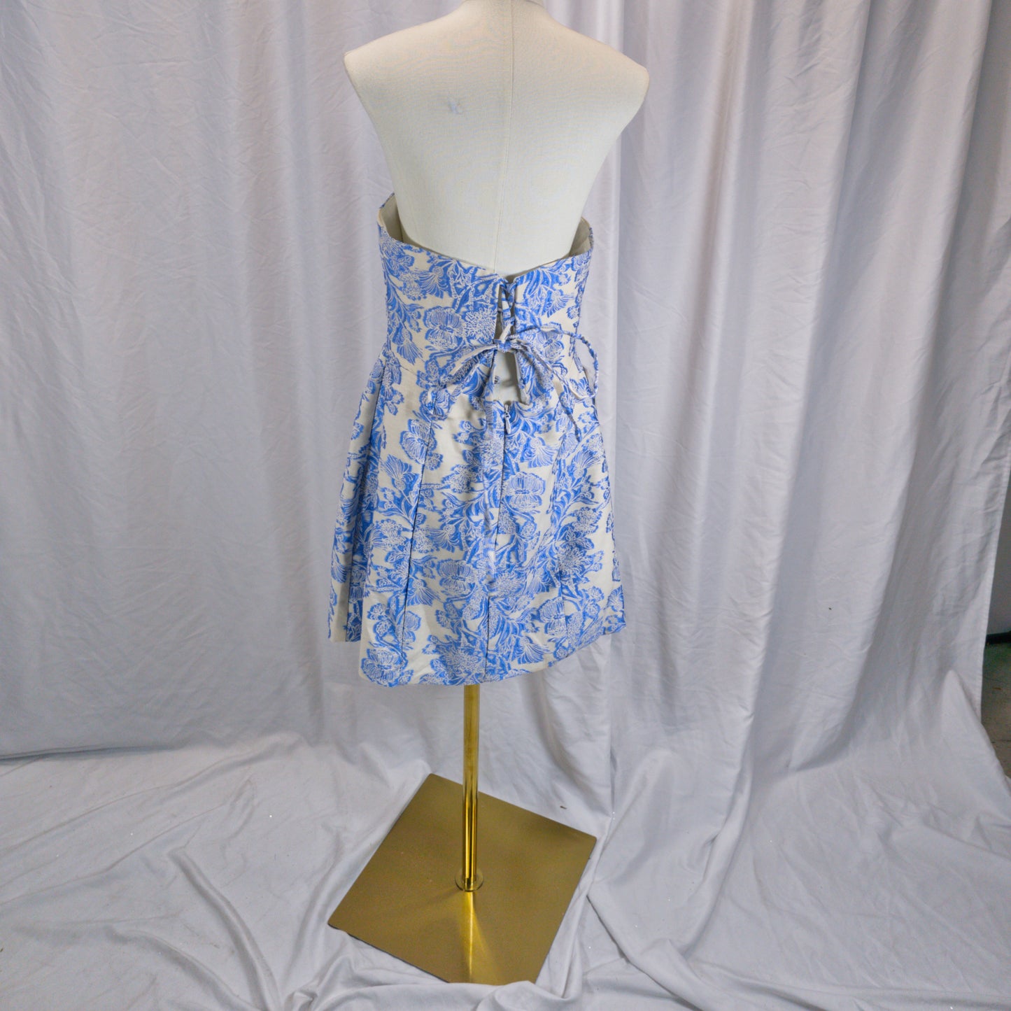 Dazzling Blue Toile Strapless Dress: Unleash Your Inner Icon