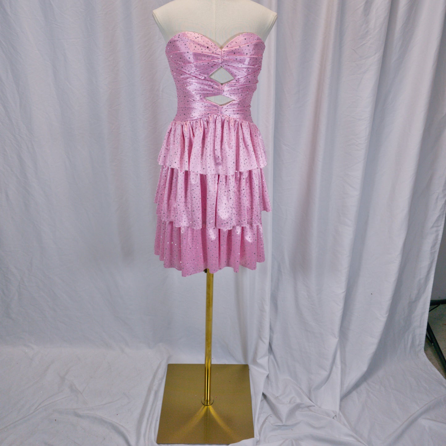 Dazzling Pink Tulle Dress: Unleash Your Inner Diva