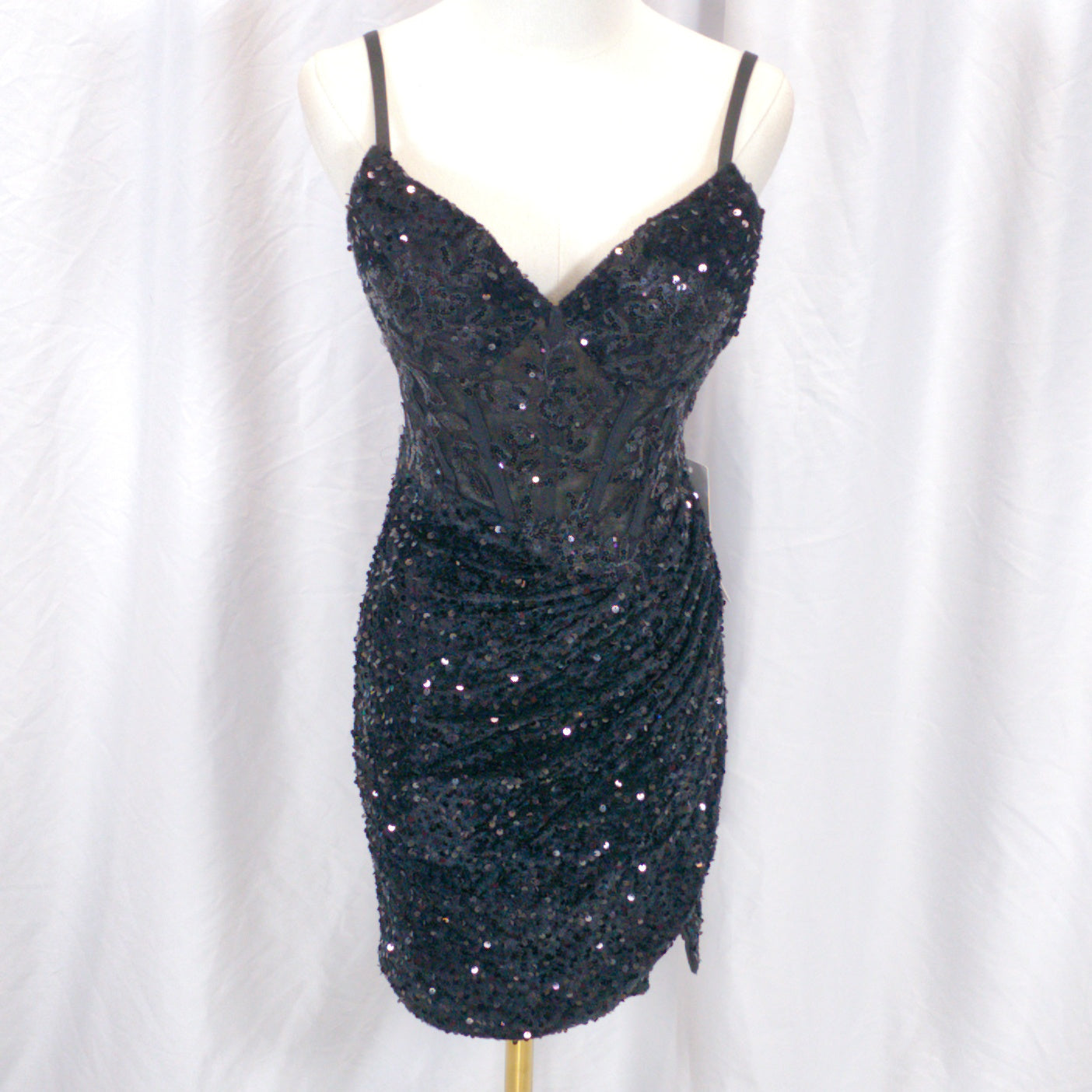 Dazzling Sequin Black Mini Dress – Nightlife Showstopper