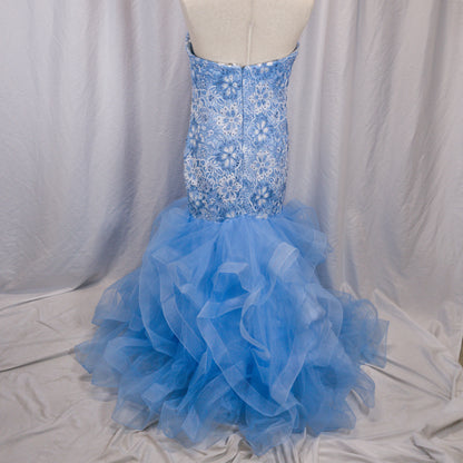 Sky-Blue Tulle & Lace Mermaid Gown for Show-Stopping Moments