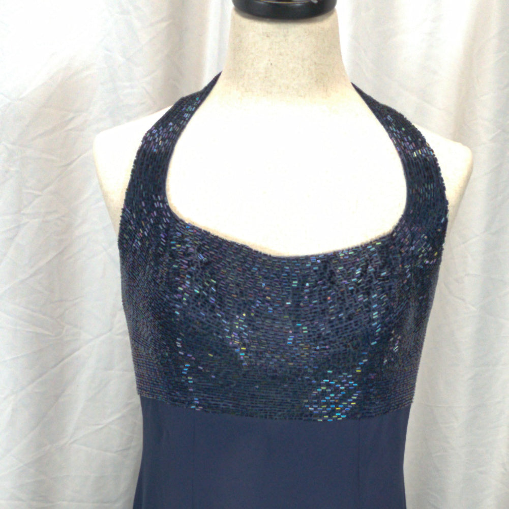 Midnight Sequin Gown: Unleash Your Inner Glam