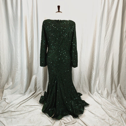Emerald Sequined Gown for Unforgettable Nights