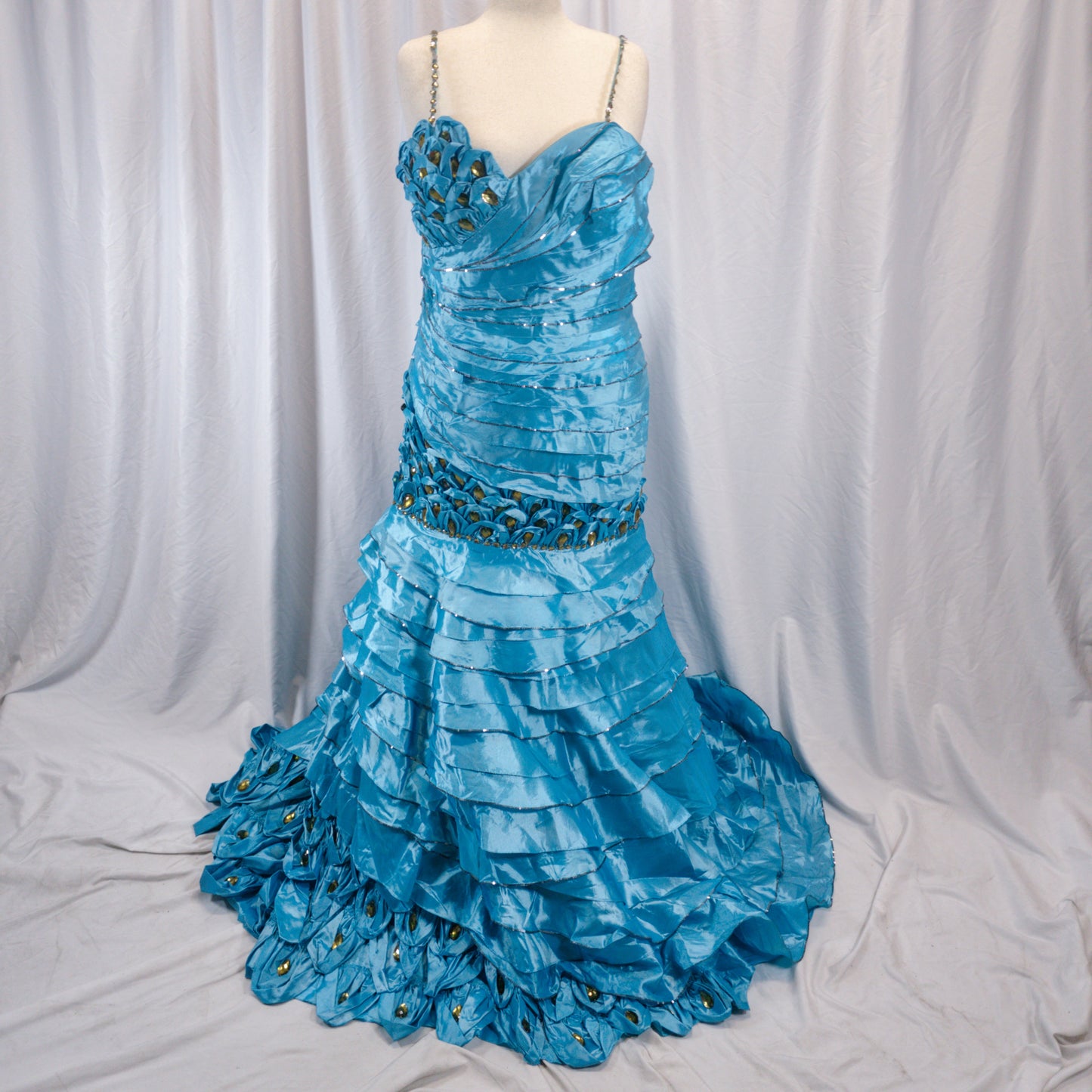Putros Couture Dazzling Oceanic Ruffled Gown for Gala Glamour