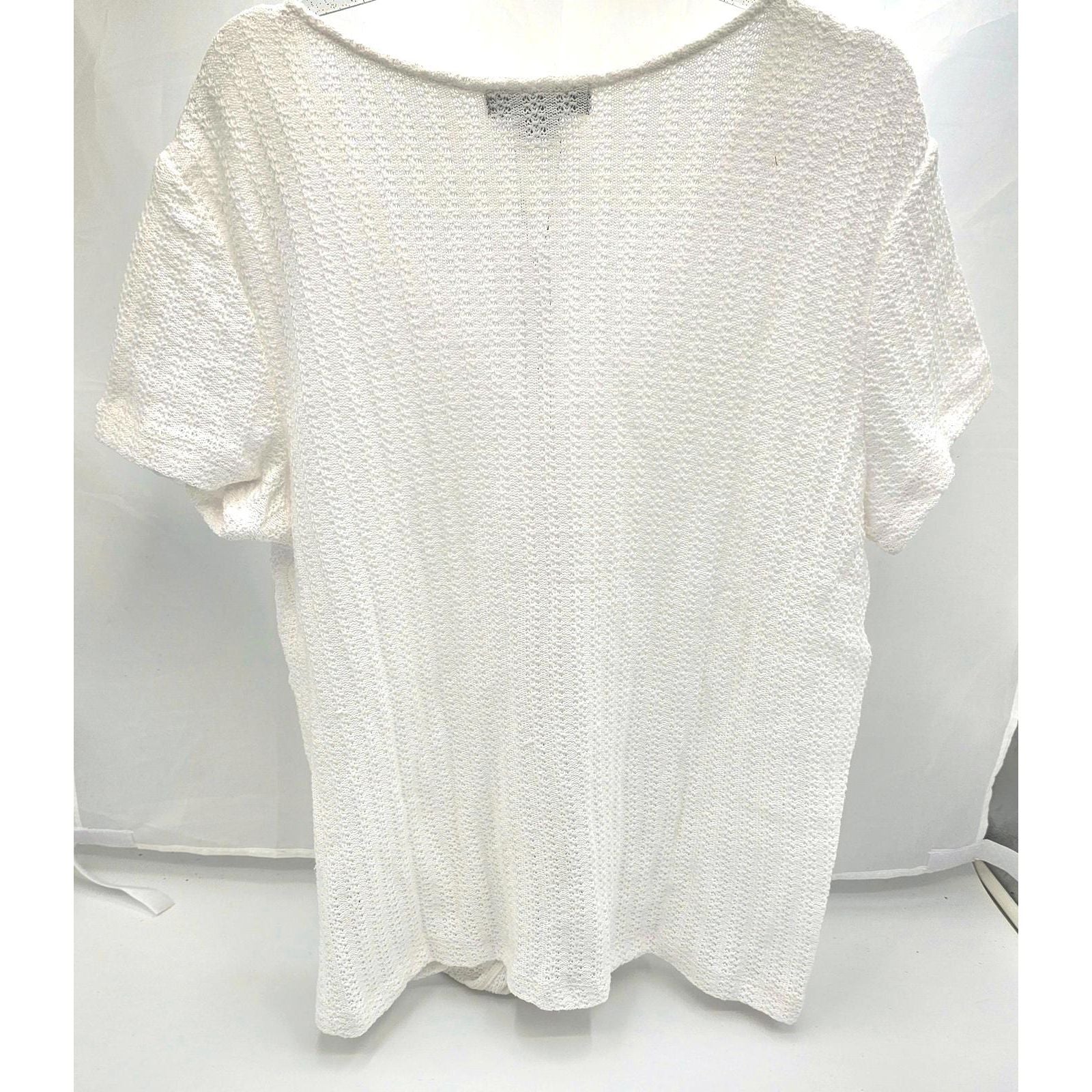 Sanctuary Chic White Button-Front Tie-Knot Top - Your New Favorite Flirt!
