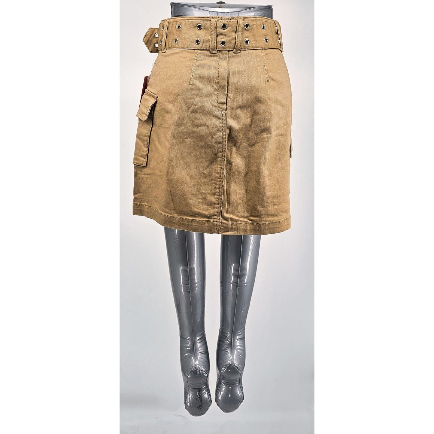Denim Cargo Skirt w Utility Meets Style!