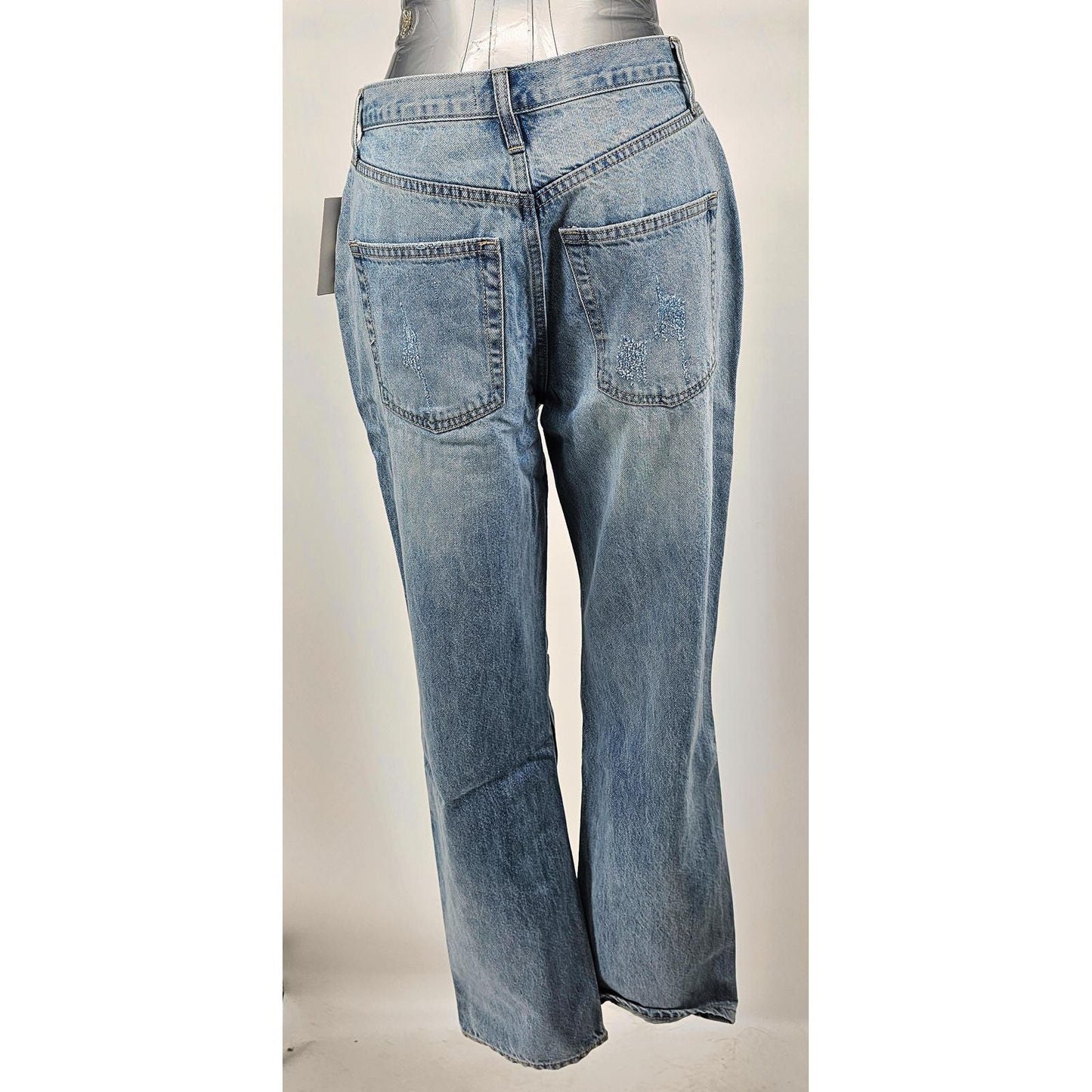 Relaxed Destroyed Jean - Because Comfort is Queen Light Wash